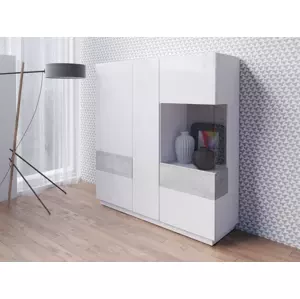 SMOOTH KOMODA 3D